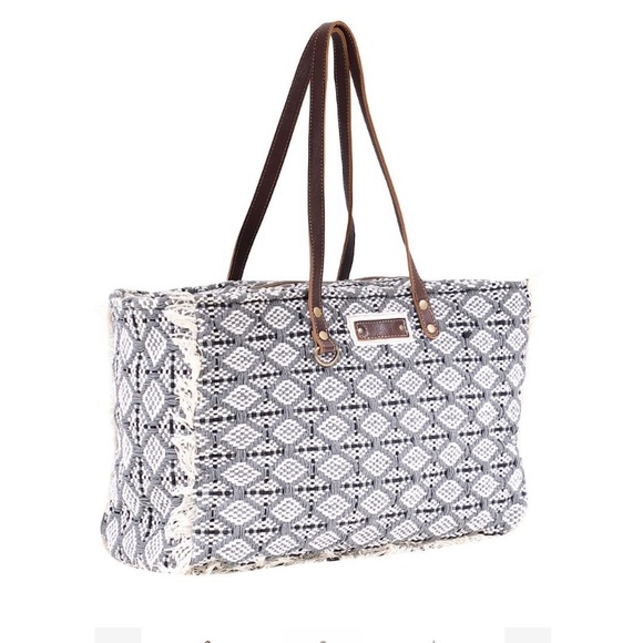 Achromatic weekender bag - Picture 5 of 7